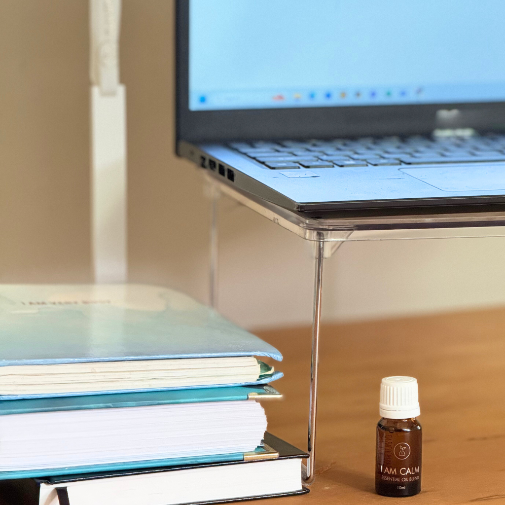 aroma stone at the desk