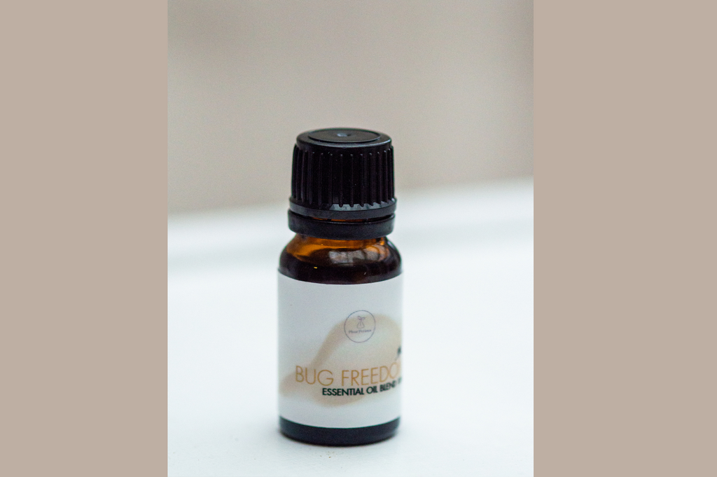 bug repellant essential oil blend
